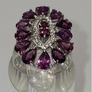 .925 Sterling Silver Stunning Garnet & Topaz Oval Ring Size 8. Value $690